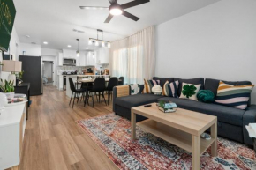Clover house 3bdrs Downtown Alamo Riverwalk Pearl Frost Center